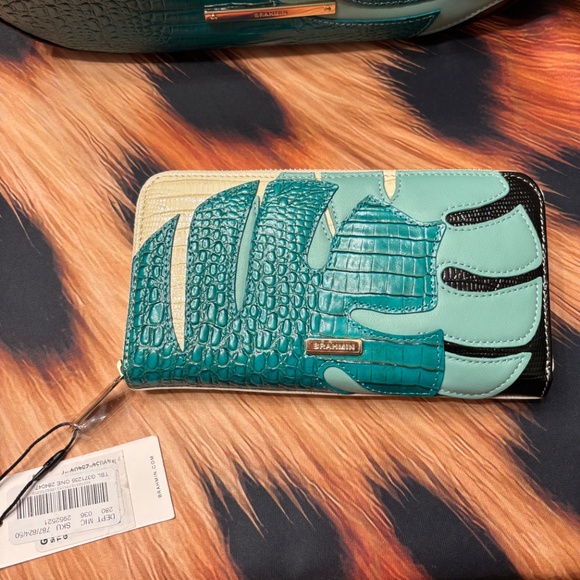 Brahmin Handbag and Matching Wallet - Picture 3 of 4